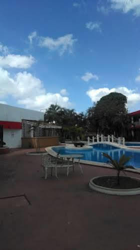 Hotel Posada Maya Merida Bagian luar foto